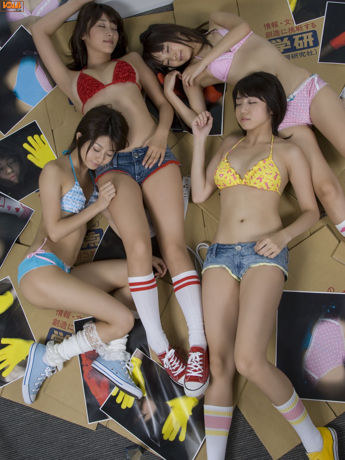 原幹恵/浜田翔子/折原みか/中村静香《sexy お色気引っ越し隊！》   2008年10月刊-图1