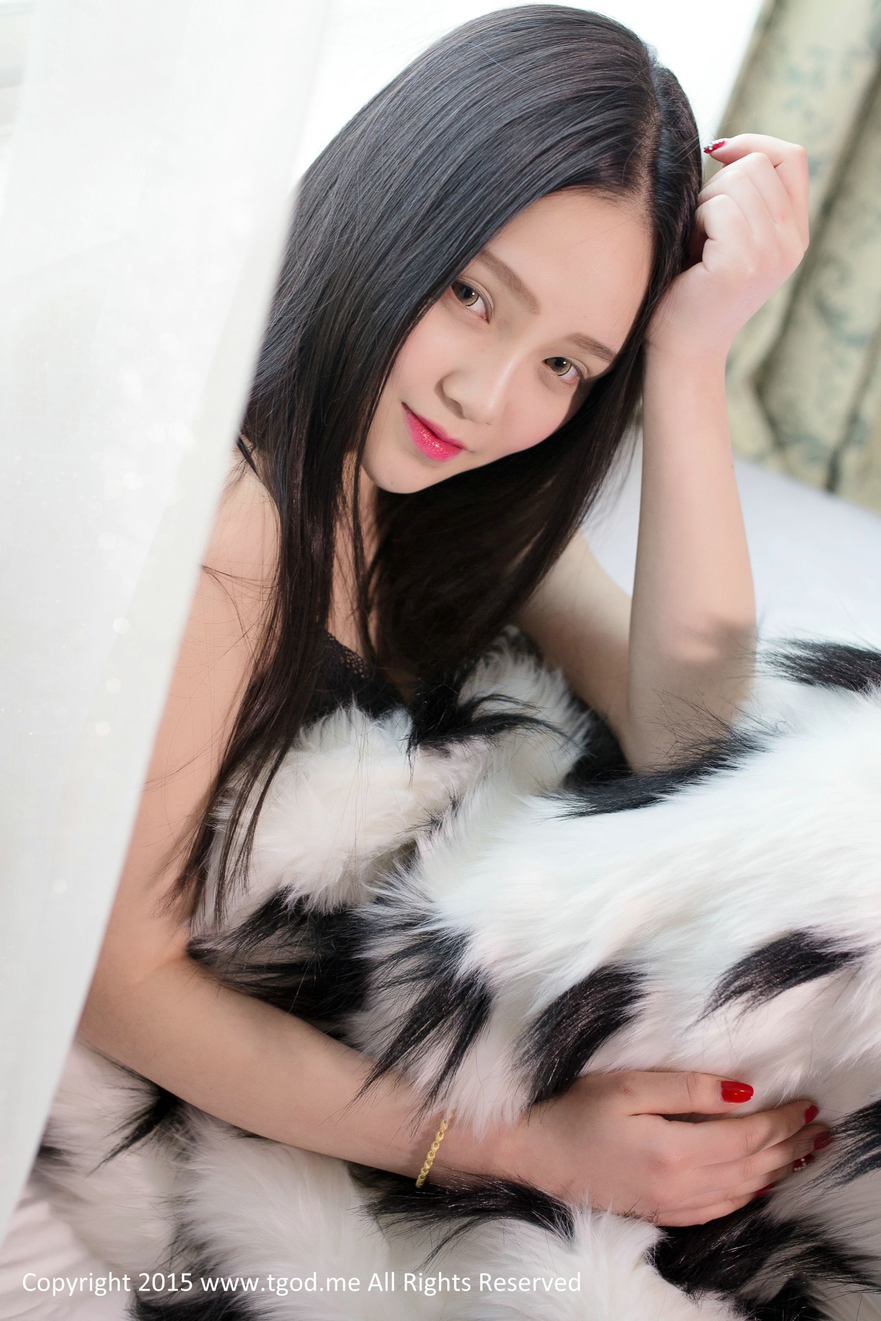 可爱女神佩佩Cassie 《皮草VS白衬衣》   写真集-图24