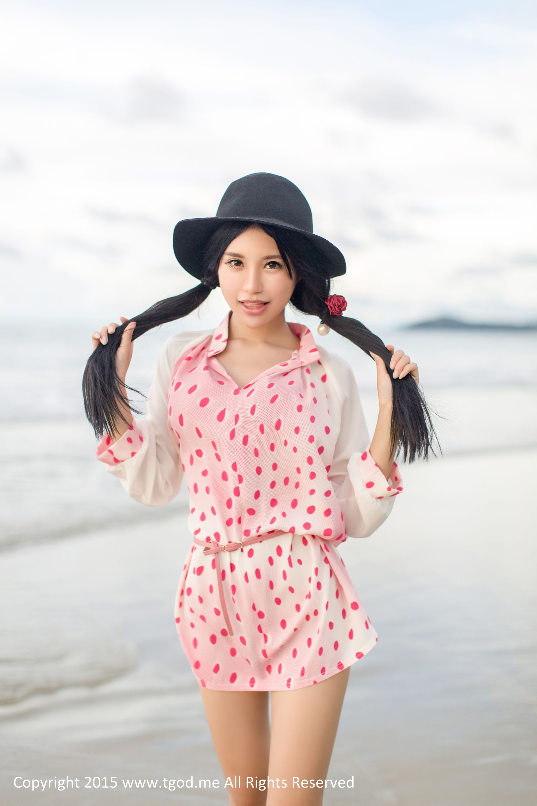 绮里嘉ula《乖乖女仆俏佳人》  写真集-图0