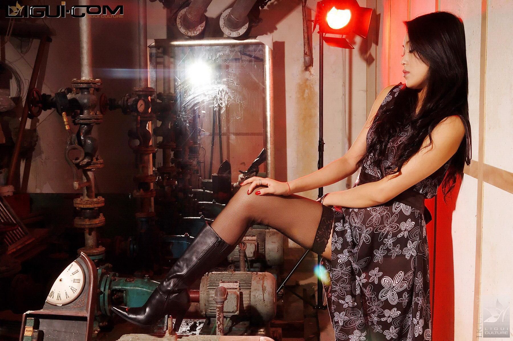 Model 琳达《喧嚣与落寞》  丝足写真图片-图29
