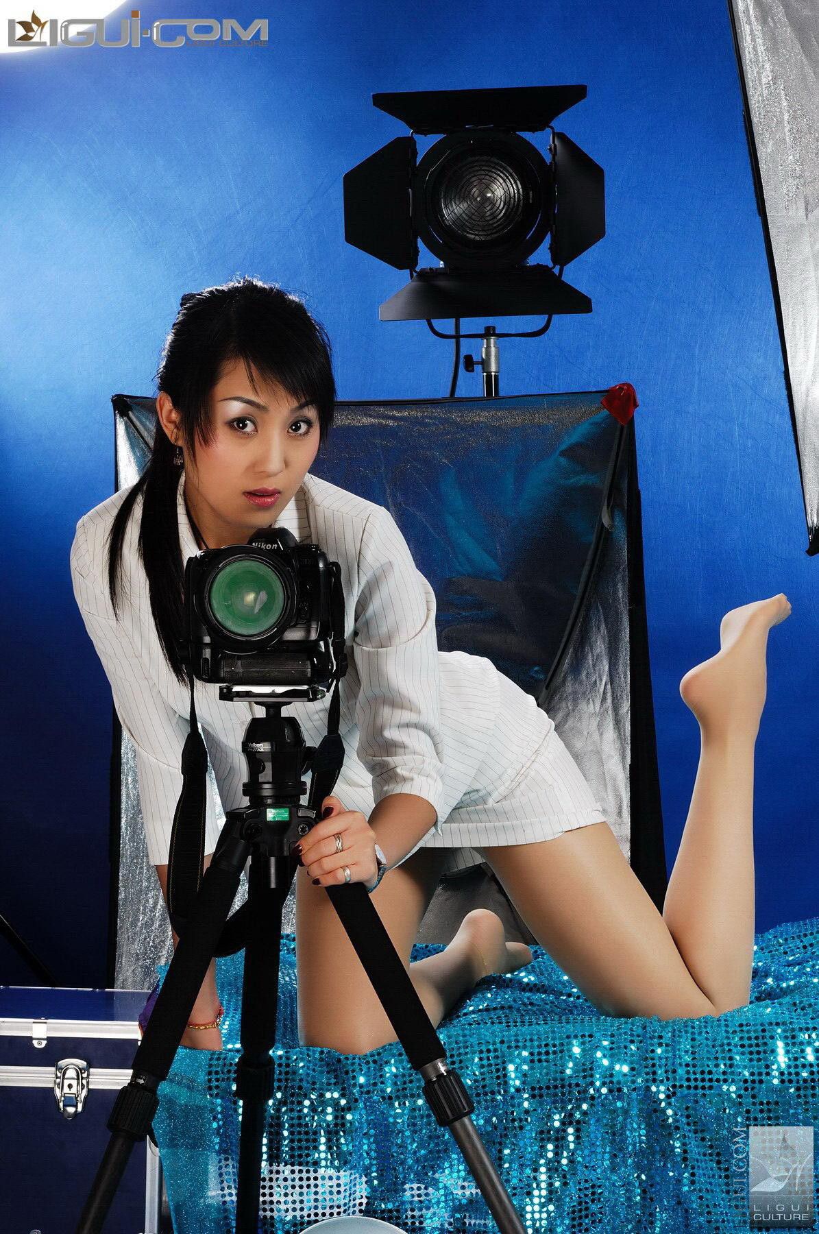 Model 琳达《燃情丝袜玉足是聚光灯永恒的焦点》 丝足写真图片-图30