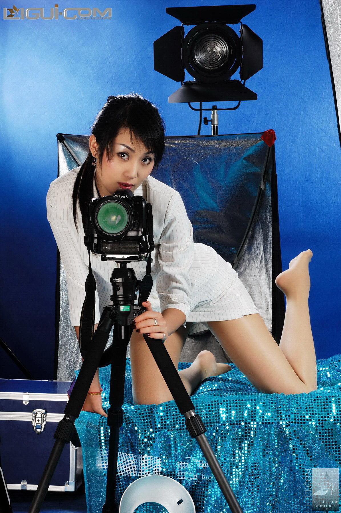 Model 琳达《燃情丝袜玉足是聚光灯永恒的焦点》 丝足写真图片-图39