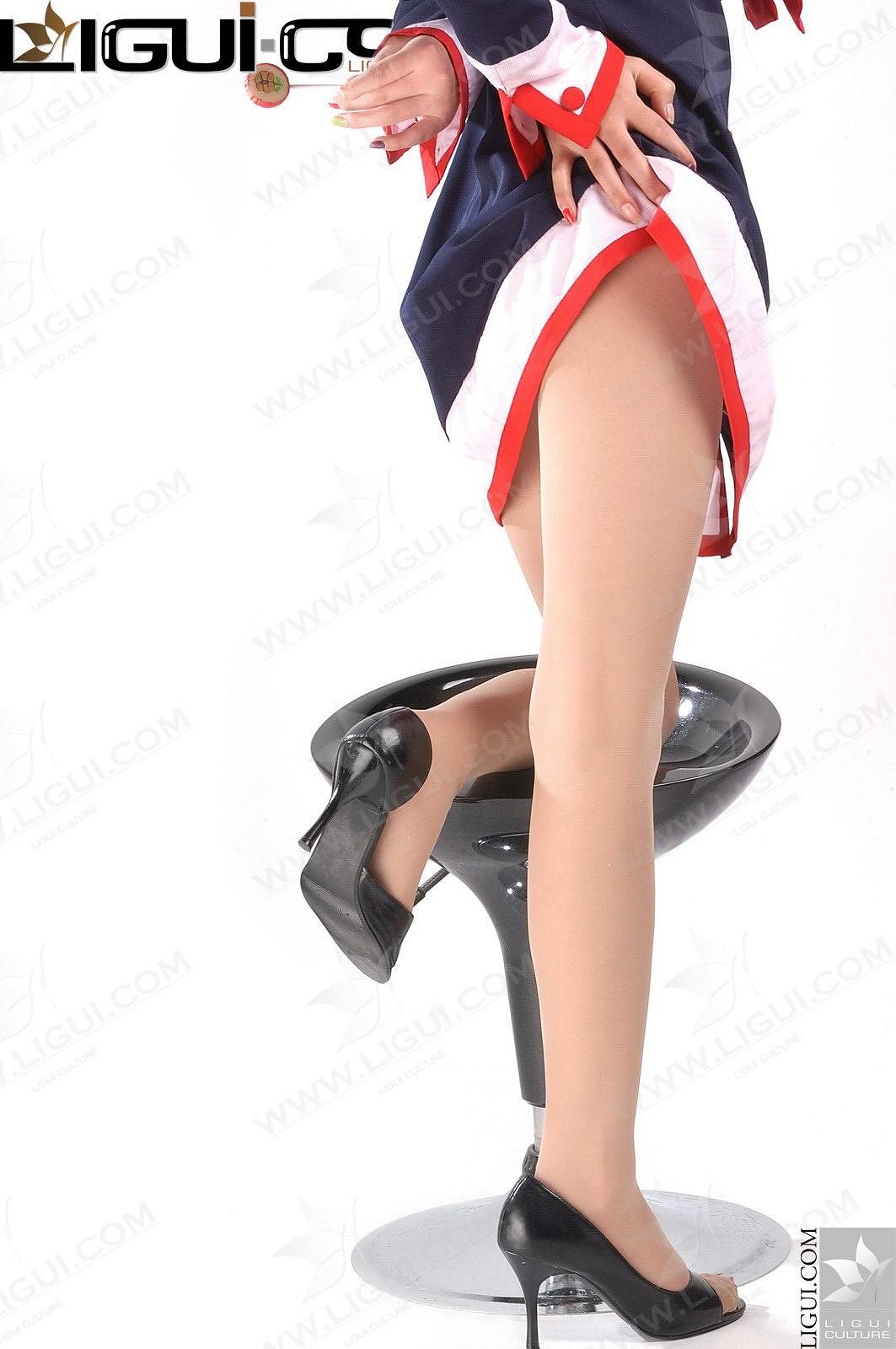 Model 丝丝《学生年代的青春幻想》  丝足写真图片-图0
