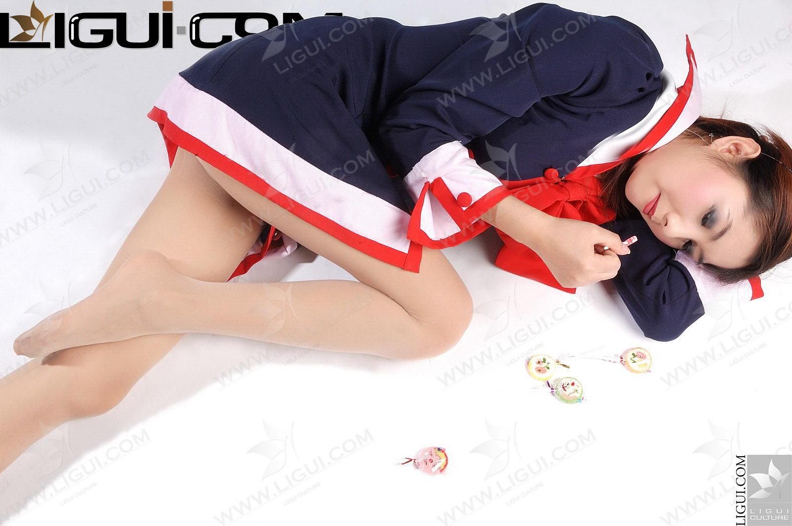 Model 丝丝《学生年代的青春幻想》  丝足写真图片-图75
