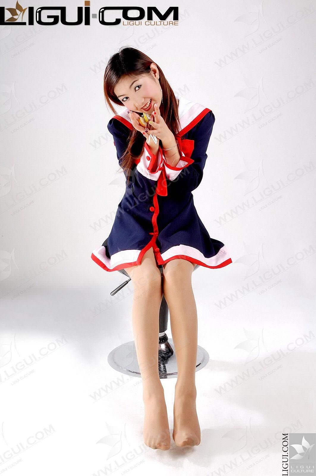 Model 丝丝《学生年代的青春幻想》  丝足写真图片-图7