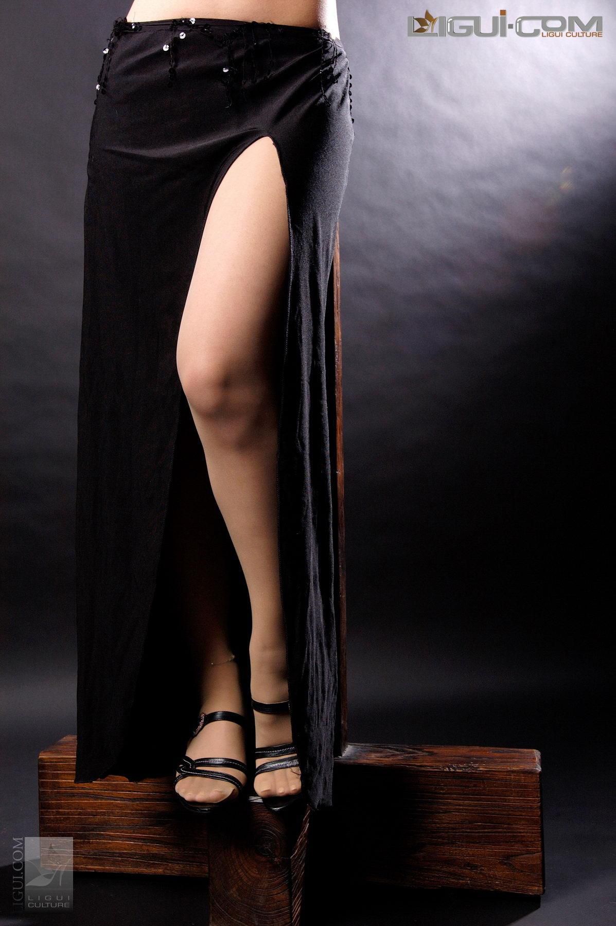 Model Saya《十字架的绳艺捆绑》 丝足写真图片-图2