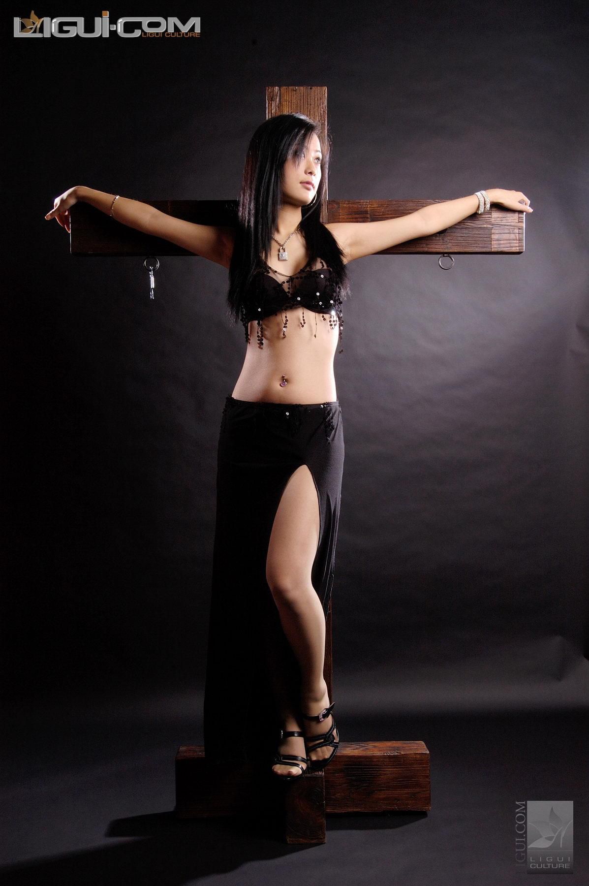 Model Saya《十字架的绳艺捆绑》 丝足写真图片-图8