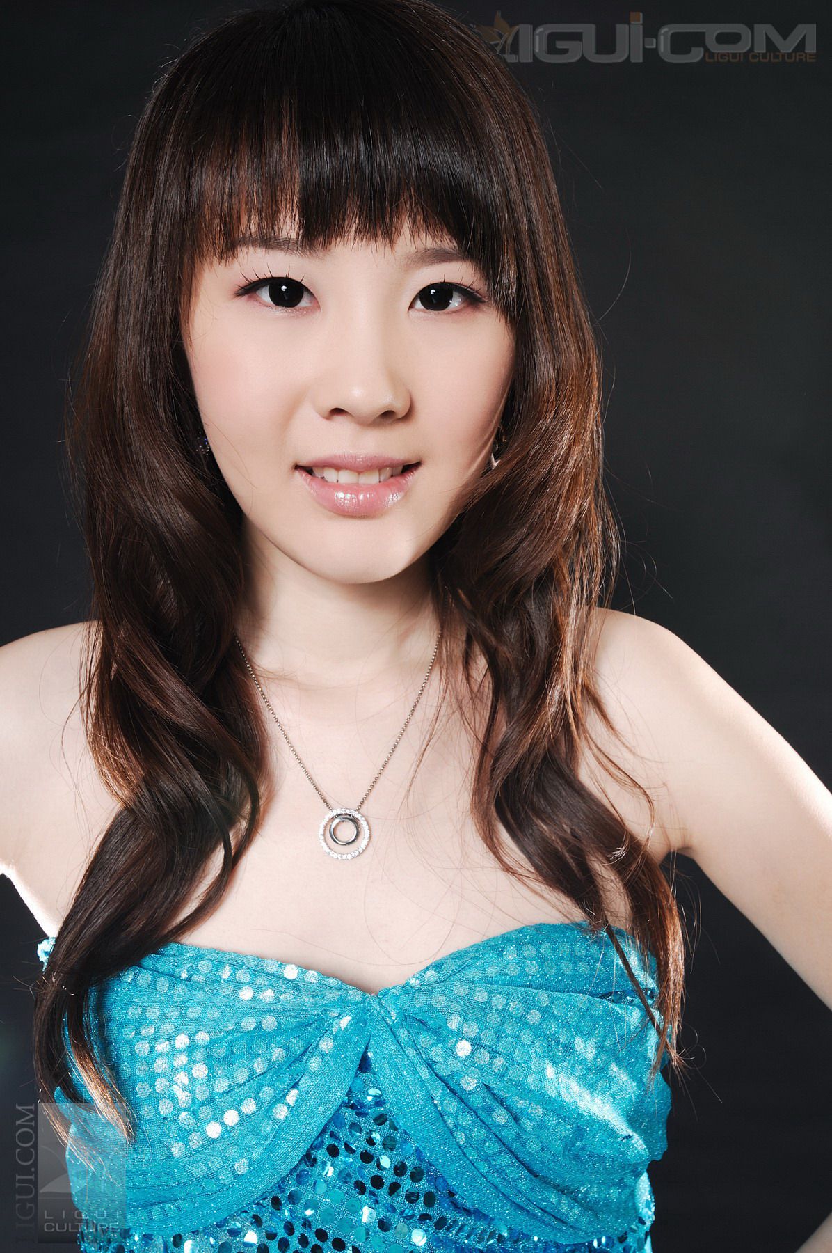 Model 菲菲《白丝、灰丝、丝丝噬魂》  丝足写真图片-图43