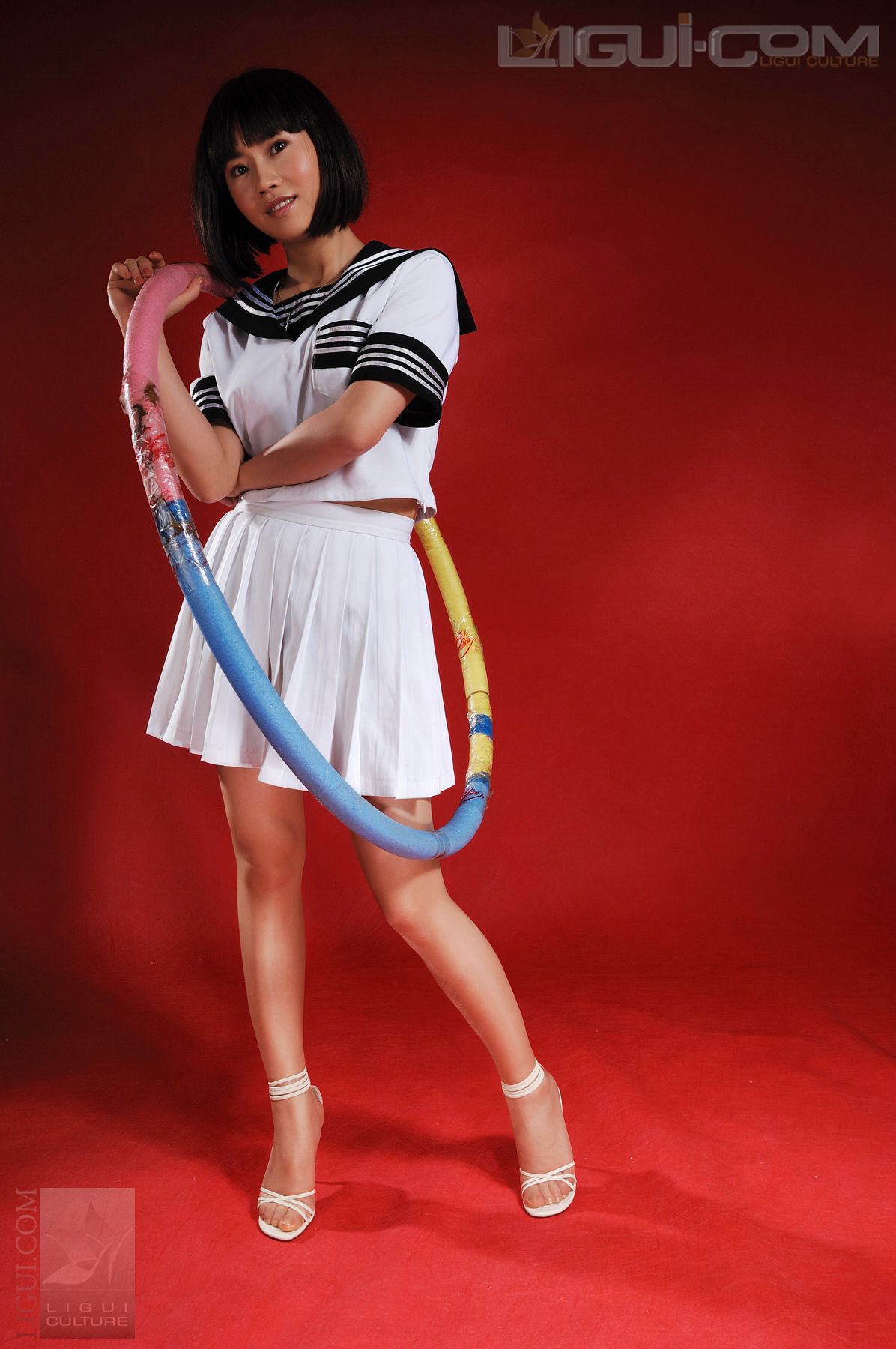 Model 由美《可爱学生妹锻炼时秀丝袜》  丝足写真图片-图13