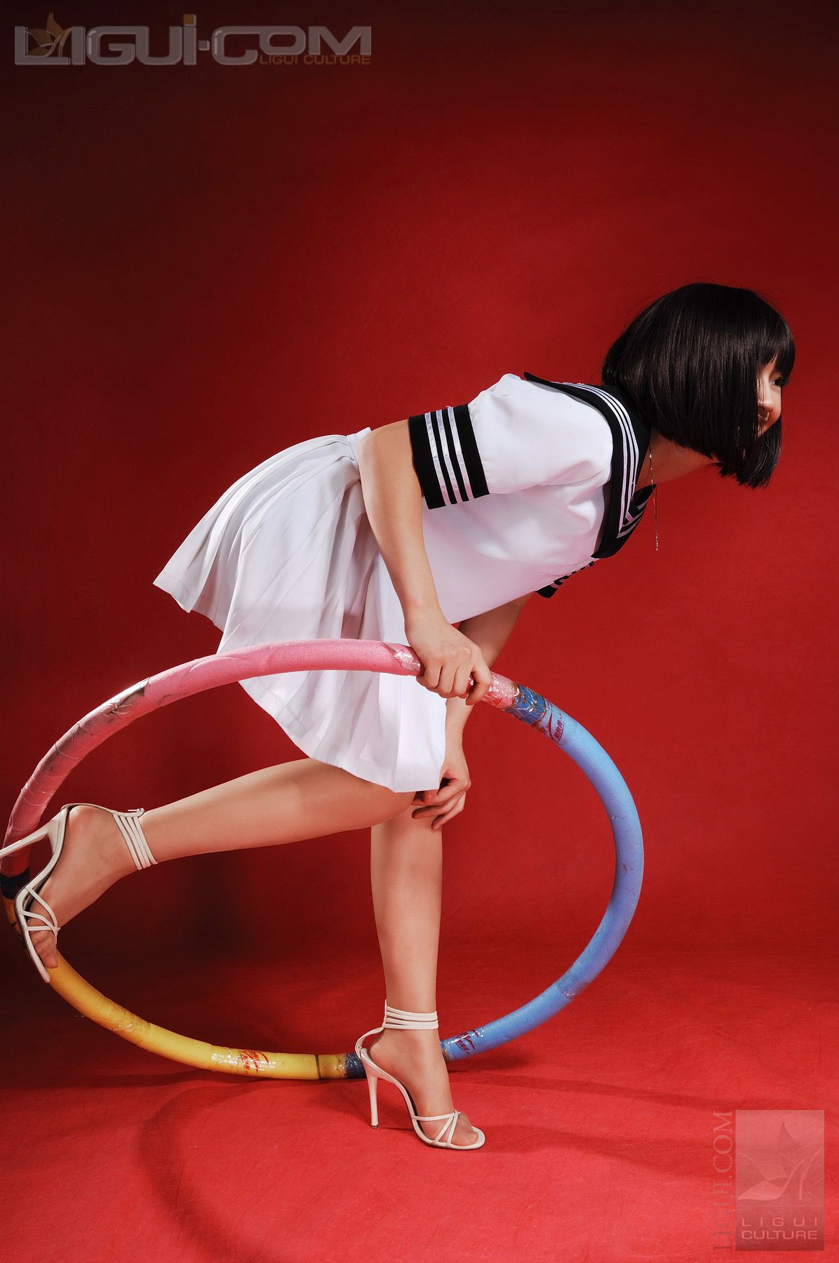 Model 由美《可爱学生妹锻炼时秀丝袜》  丝足写真图片-图14