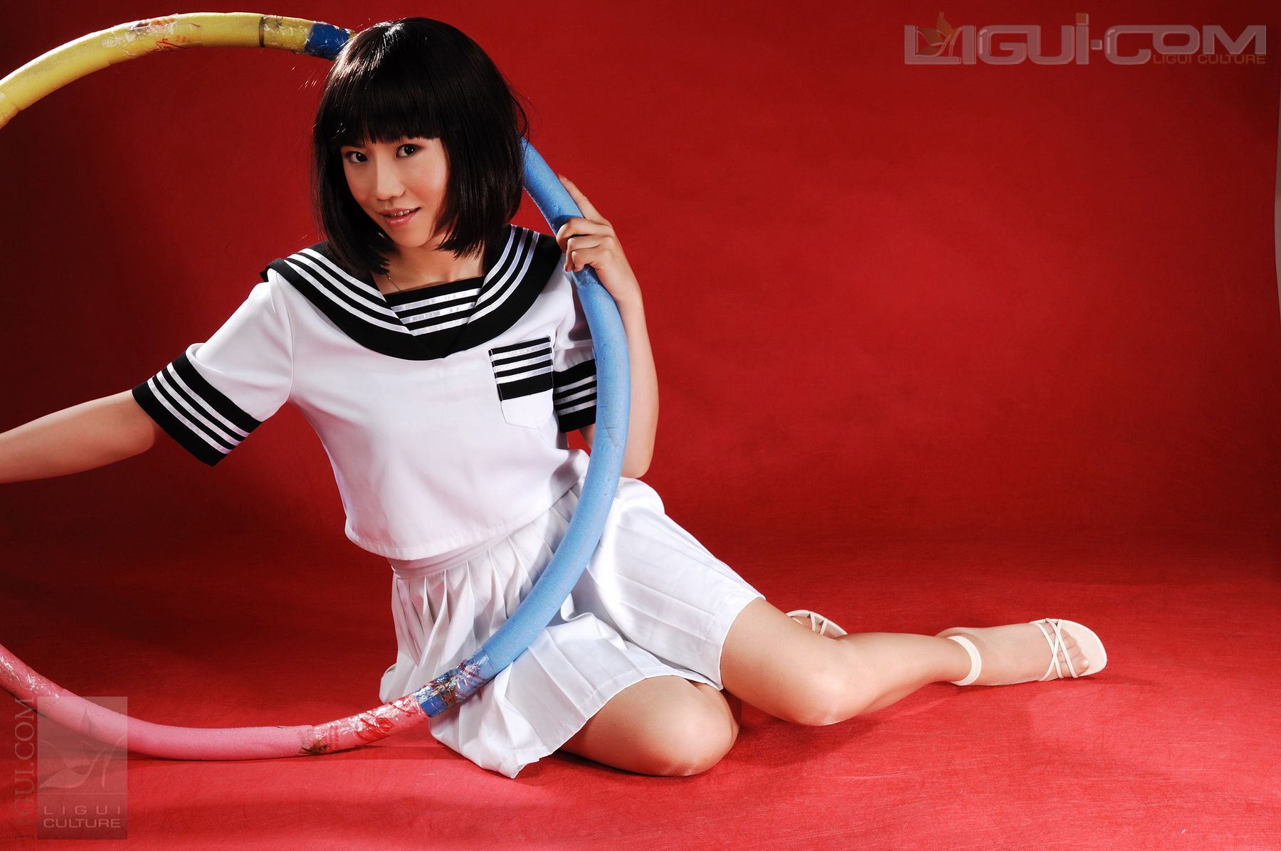 Model 由美《可爱学生妹锻炼时秀丝袜》  丝足写真图片-图29