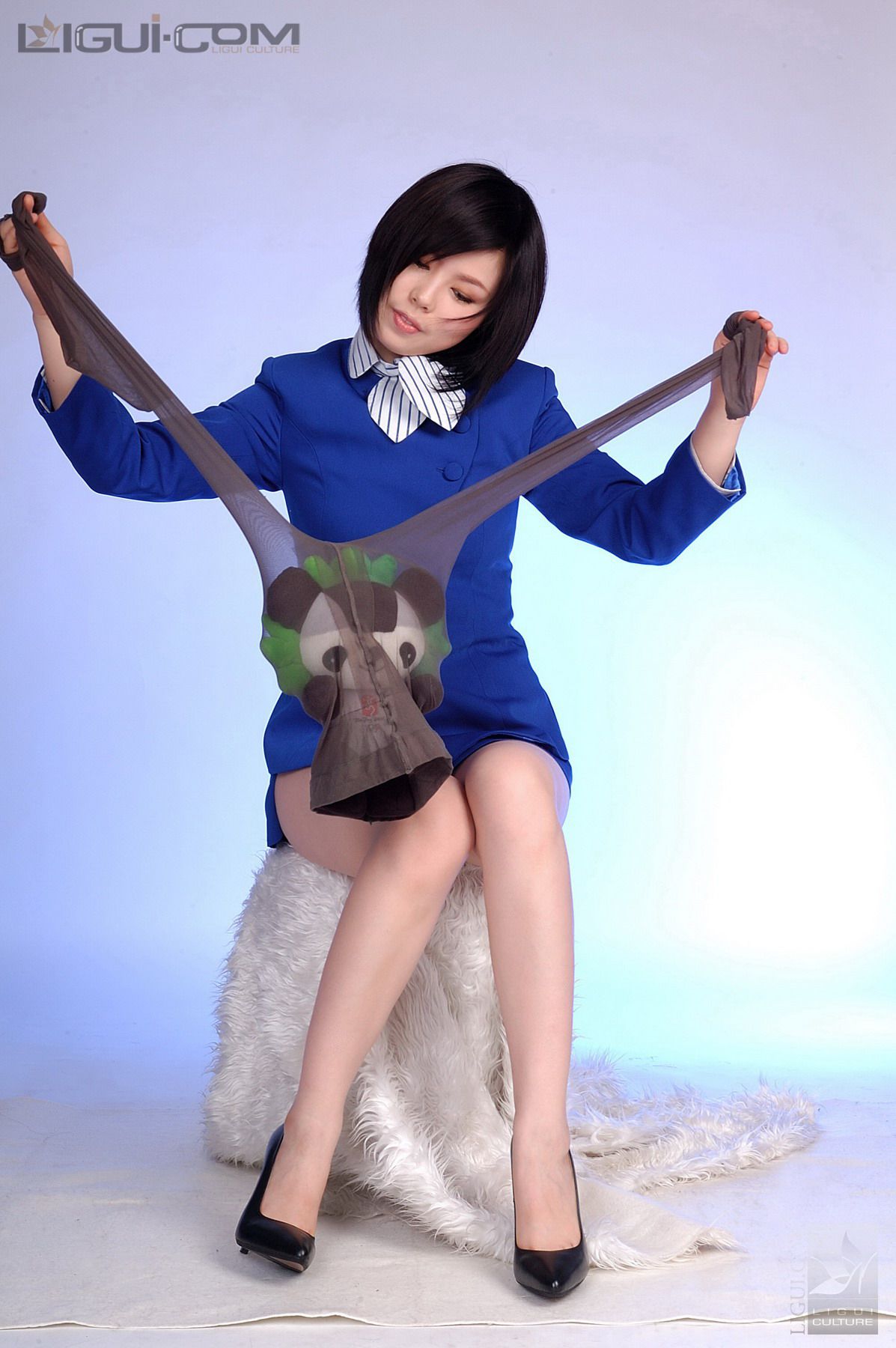Model 慕子《高跟美丝空姐之福娃女王之恋》  丝足写真图片-图34