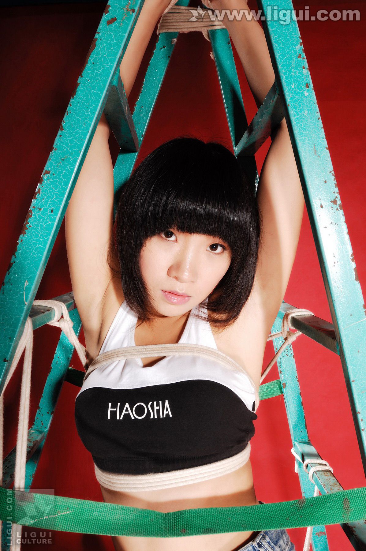 Model 伊园《快节奏围裹俏足美人》  丝足写真图片-图31
