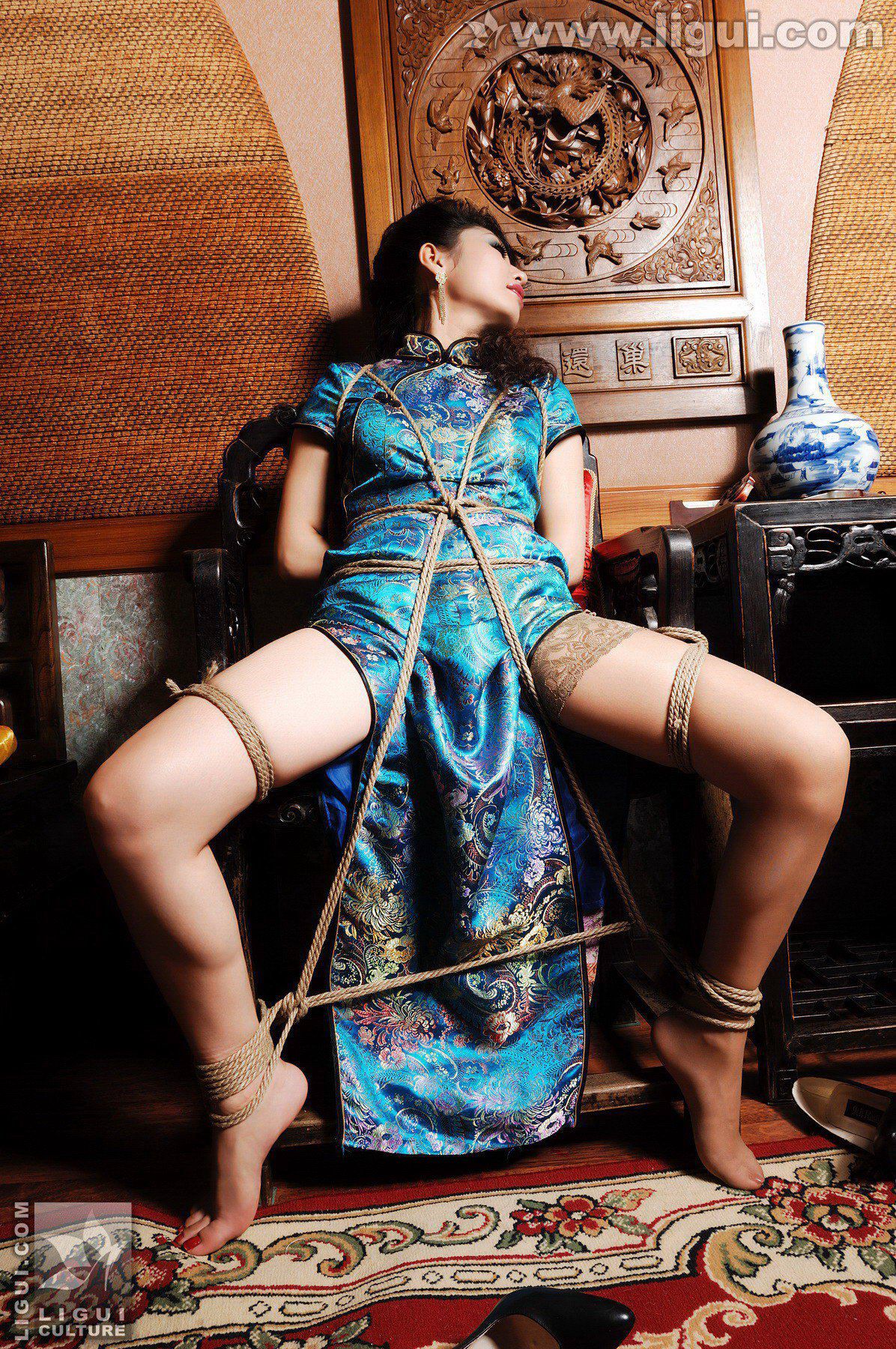 Model 冰清《东方少妇挣扎中的捆绑》  丝足写真图片-图43