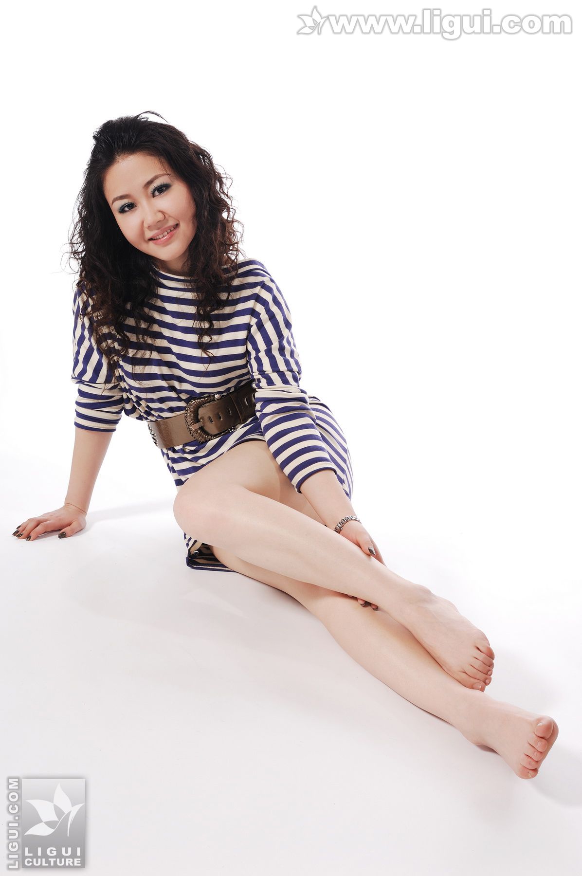 Model 王迪《顽皮的小公主》  美腿玉足写真图片-图39