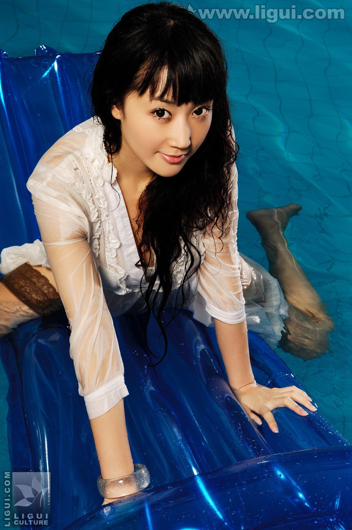 Model 程海伦《美轮美奂风姿乍现》  美腿玉足写真图片-图110