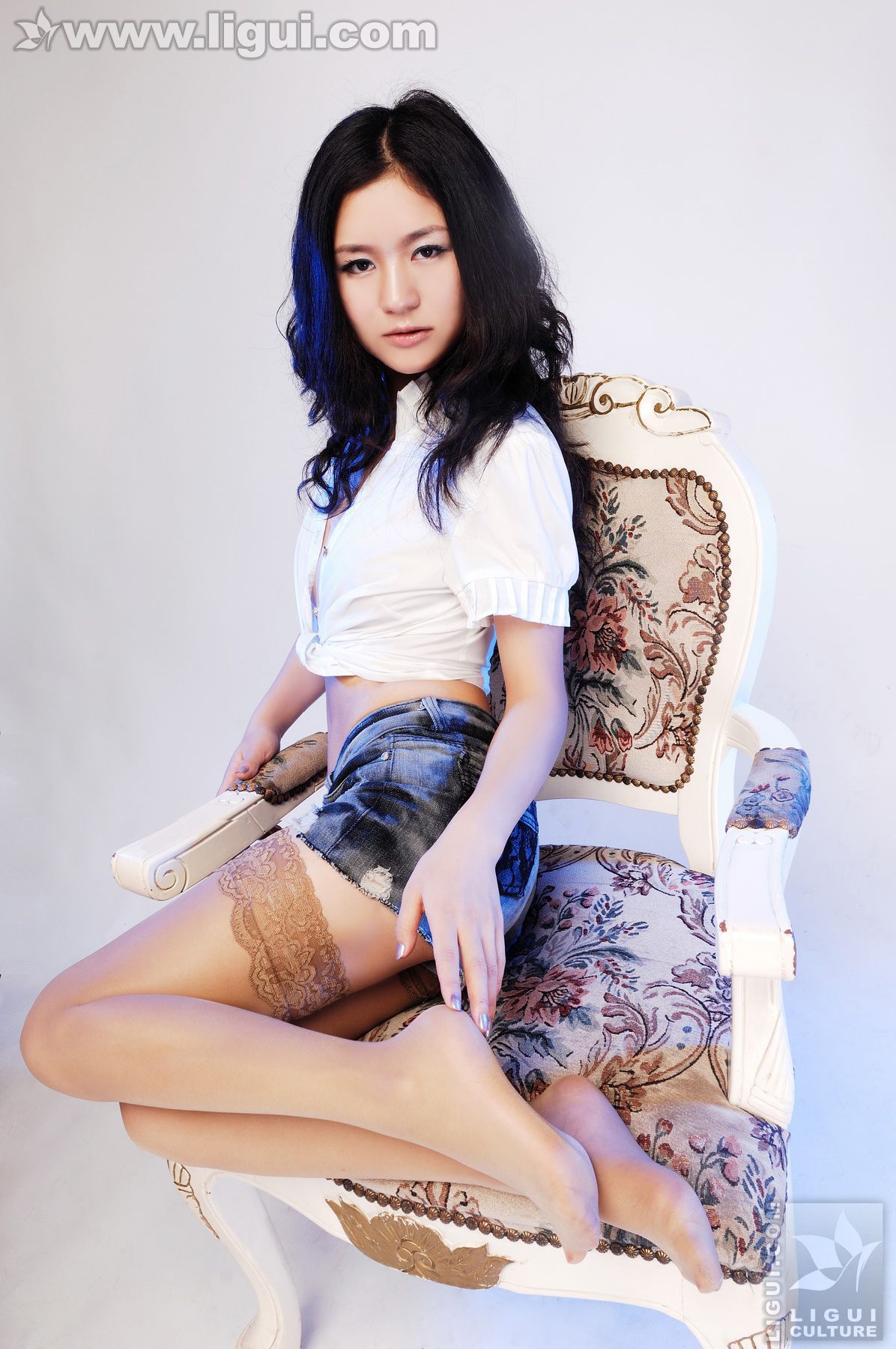 Model 英子《动感唯美的高跟秀》  美腿玉足写真图片-图23
