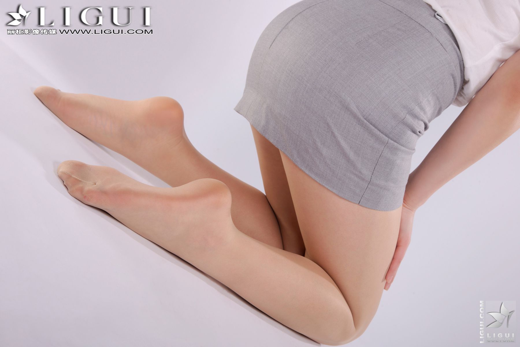 Model 文靜《女教師的丝襪诱惑》  丝袜美足写真图片-图33