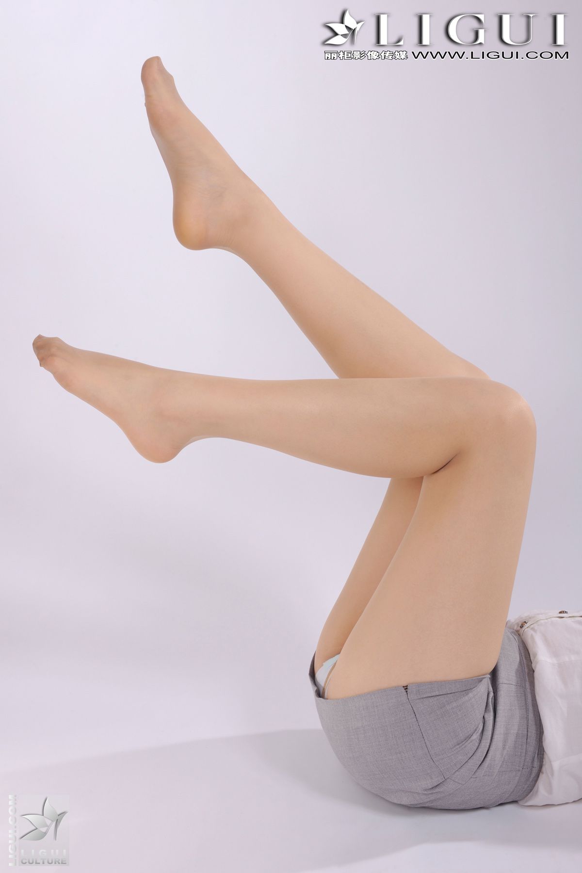 Model 文靜《女教師的丝襪诱惑》  丝袜美足写真图片-图40