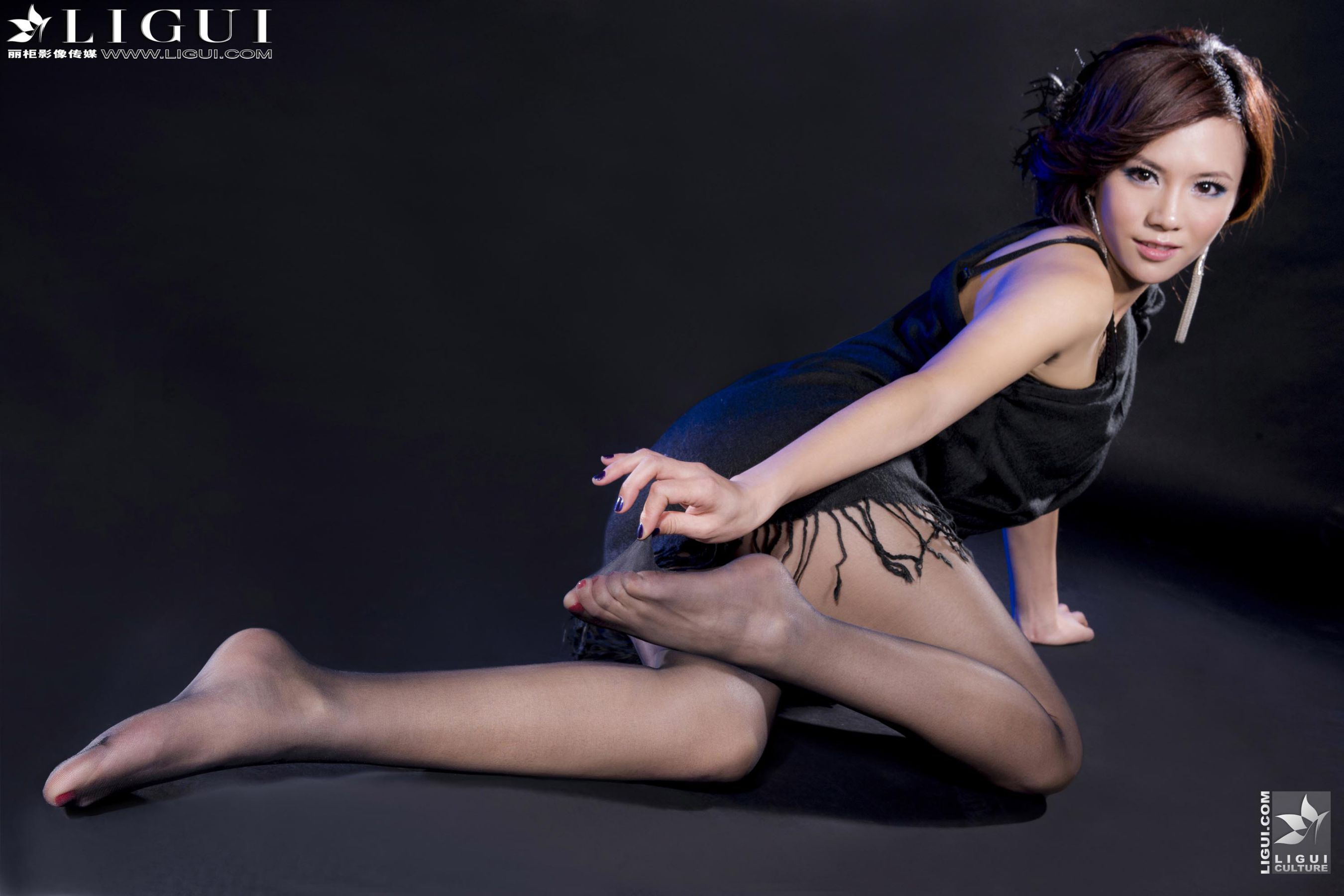 Model 安娜《黑丝高跟美足》美腿丝足写真图片-图16