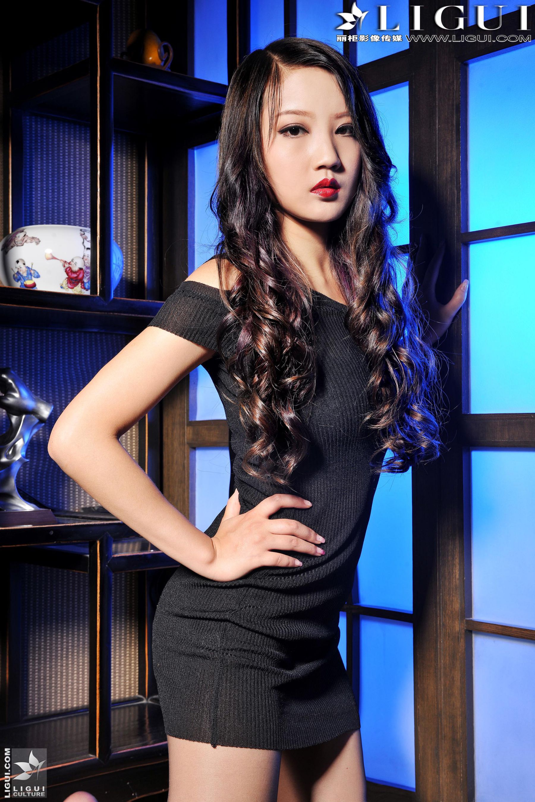 Model 司琪《黑丝高跟女神》美腿丝足写真图片-图33