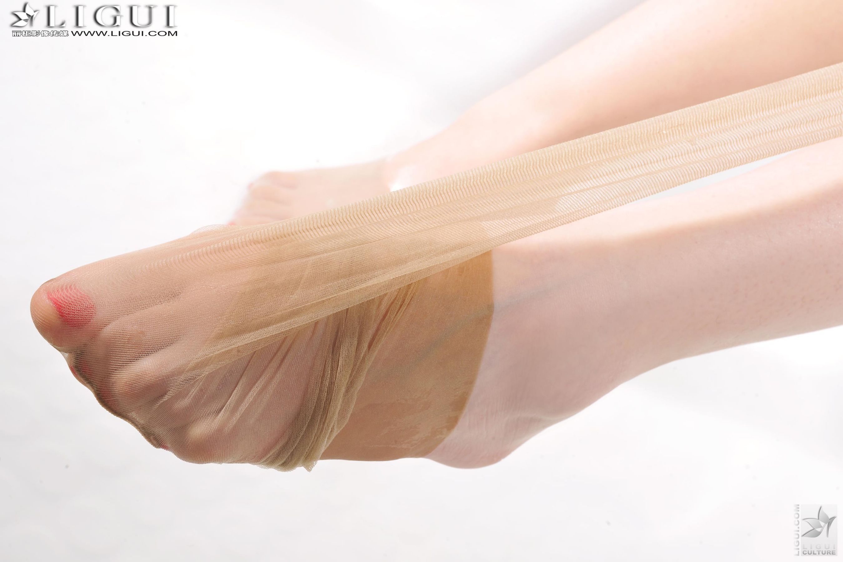 Model 菲菲《帅气蓝发女郎》  美腿丝足写真图片-图72