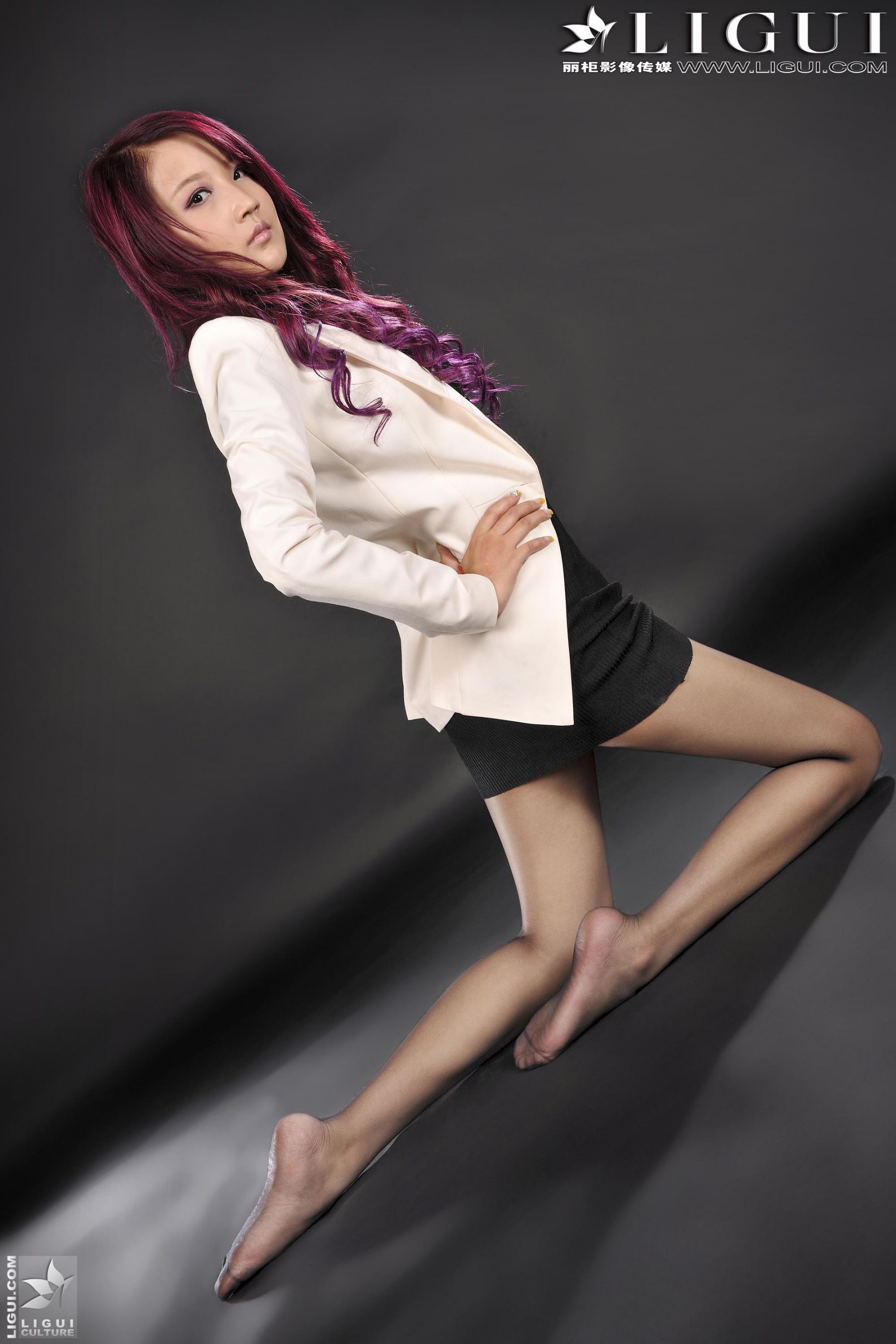 Model 司琪《蓝高跟黑丝美足》上下全集  美腿丝足写真图片-图57
