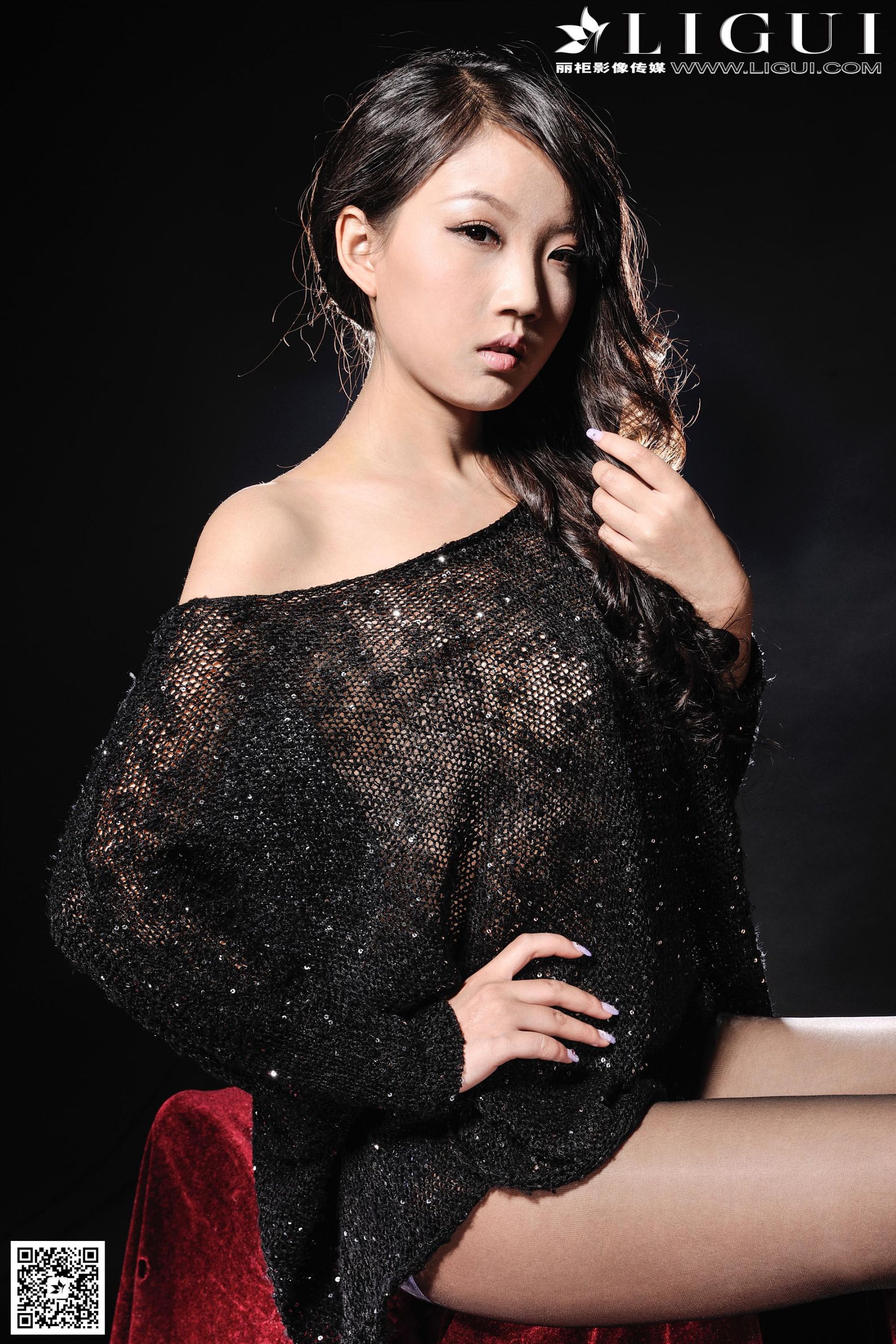 Model 司琪《贵美人黑丝美足》美腿玉足写真图片-图21