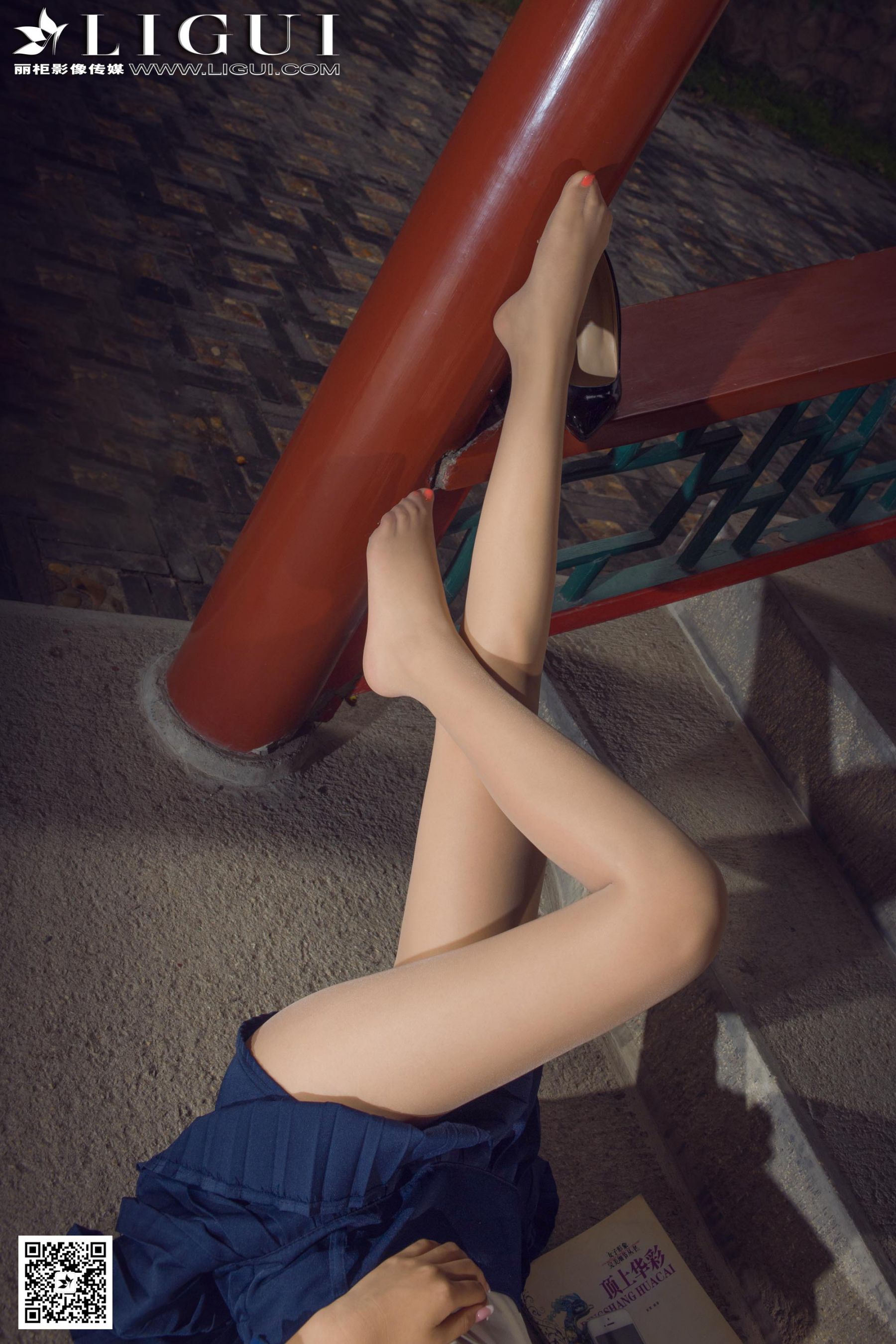 Model 语寒《校花女神公园美拍》上下全集  美腿玉足写真图片-图76