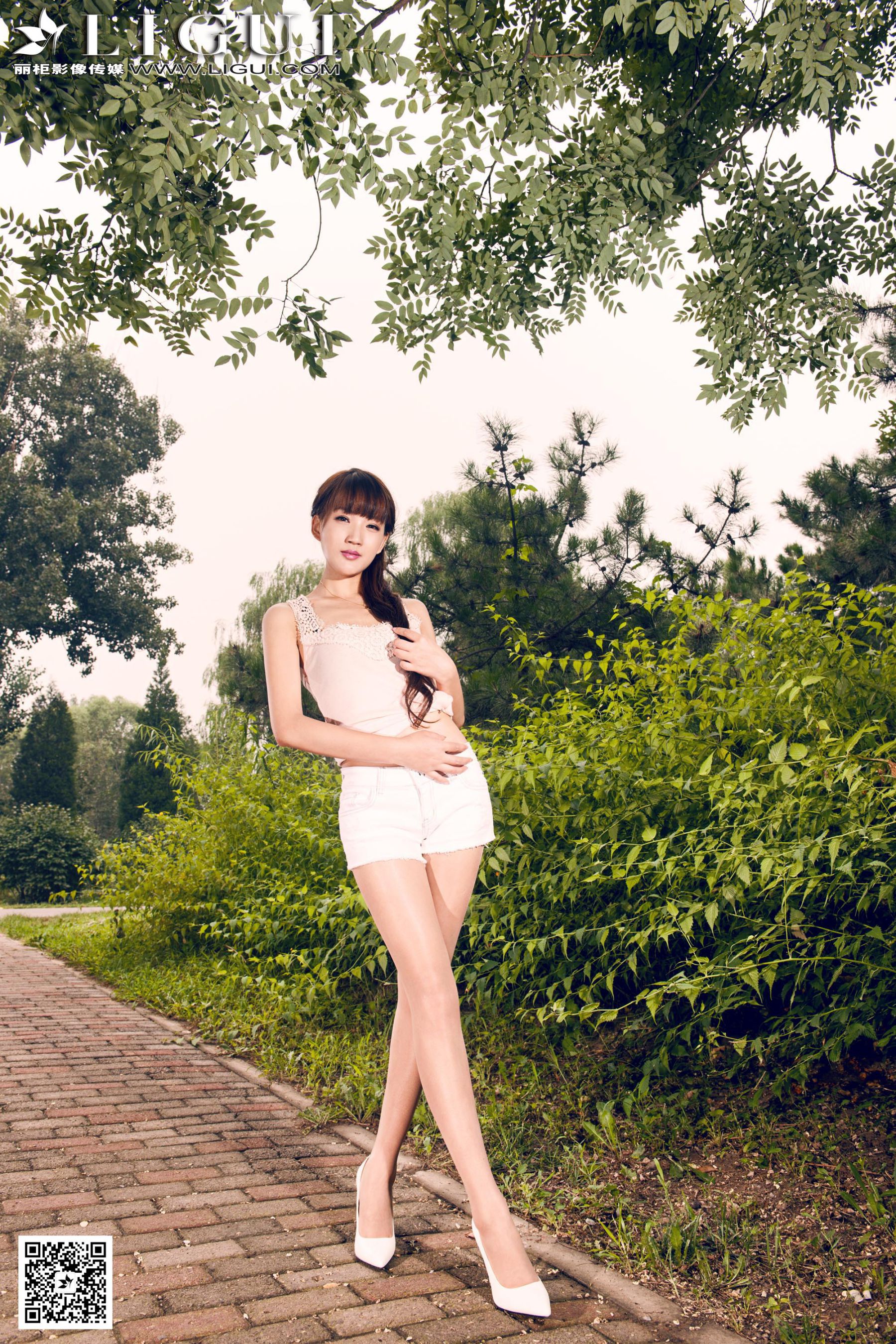 Model 司琪《极品唯美公园外拍》美腿玉足写真图片-图19