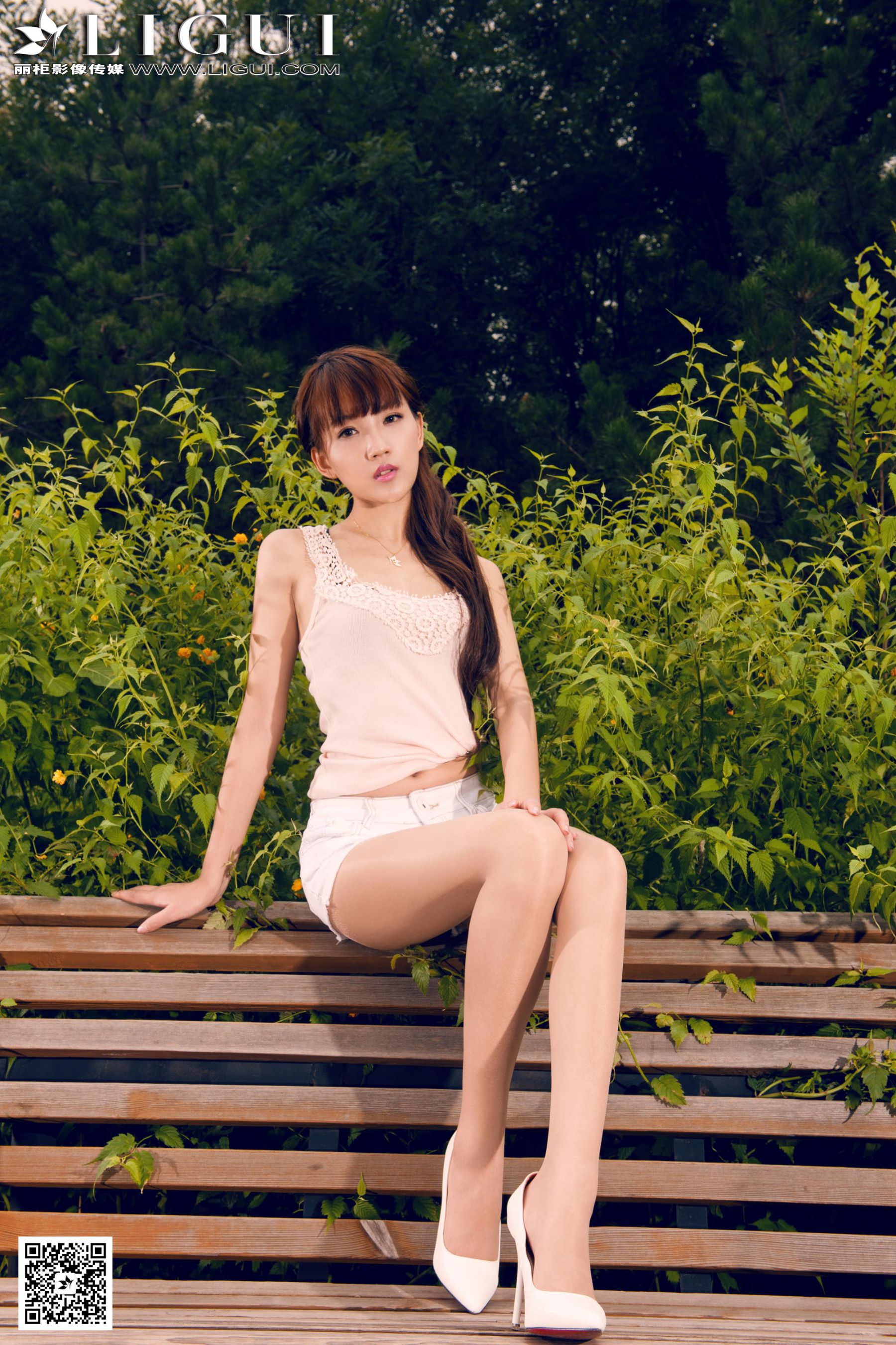 Model 司琪《极品唯美公园外拍》美腿玉足写真图片-图38